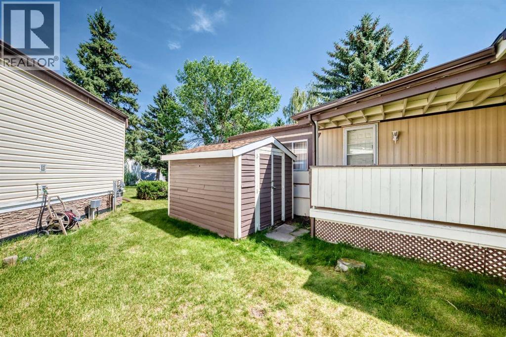 3218 Burroughs Manor NE - 33