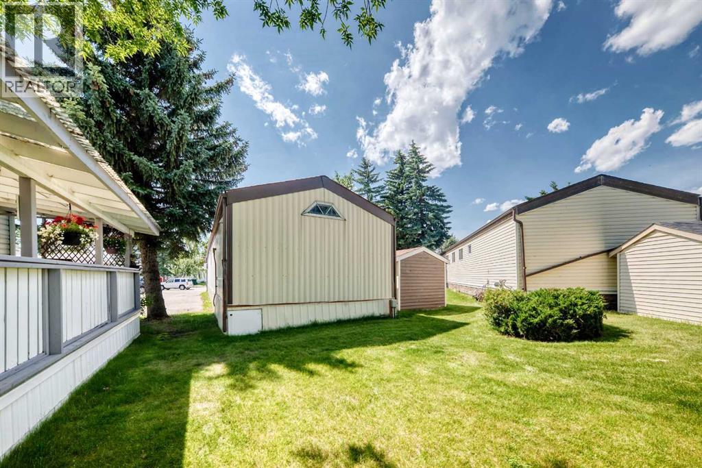 3218 Burroughs Manor NE - 35