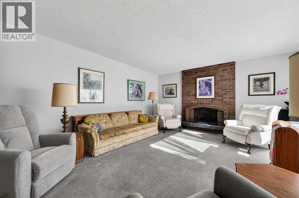 6451 70 Street NW - 9