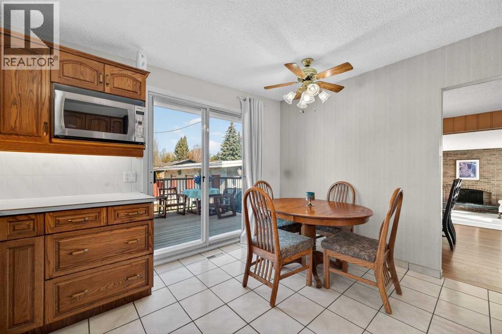 6451 70 Street NW - 14
