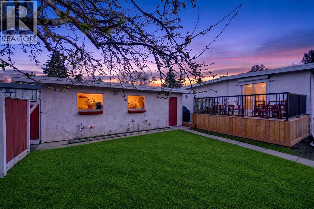 6451 70 Street NW - 34