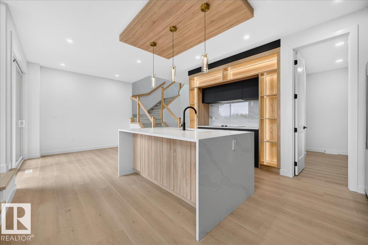 403 172 AV NW NW - 11