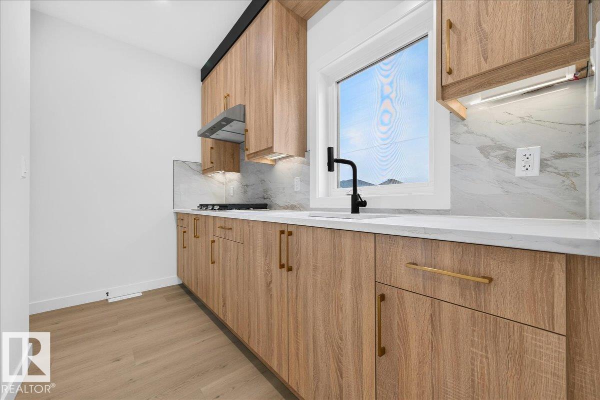 403 172 AV NW NW - 23