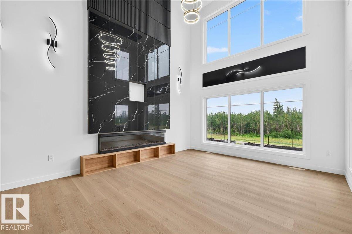 403 172 AV NW NW - 28