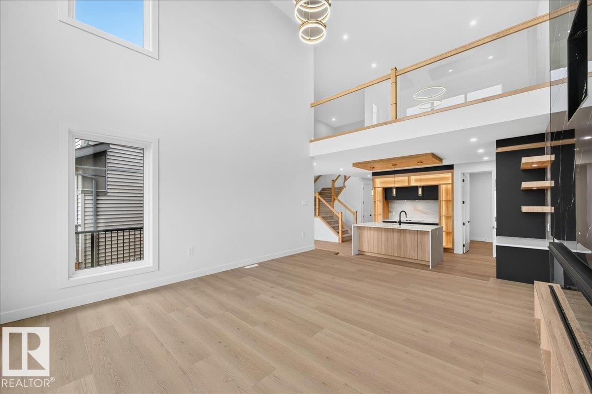 403 172 AV NW NW - 30