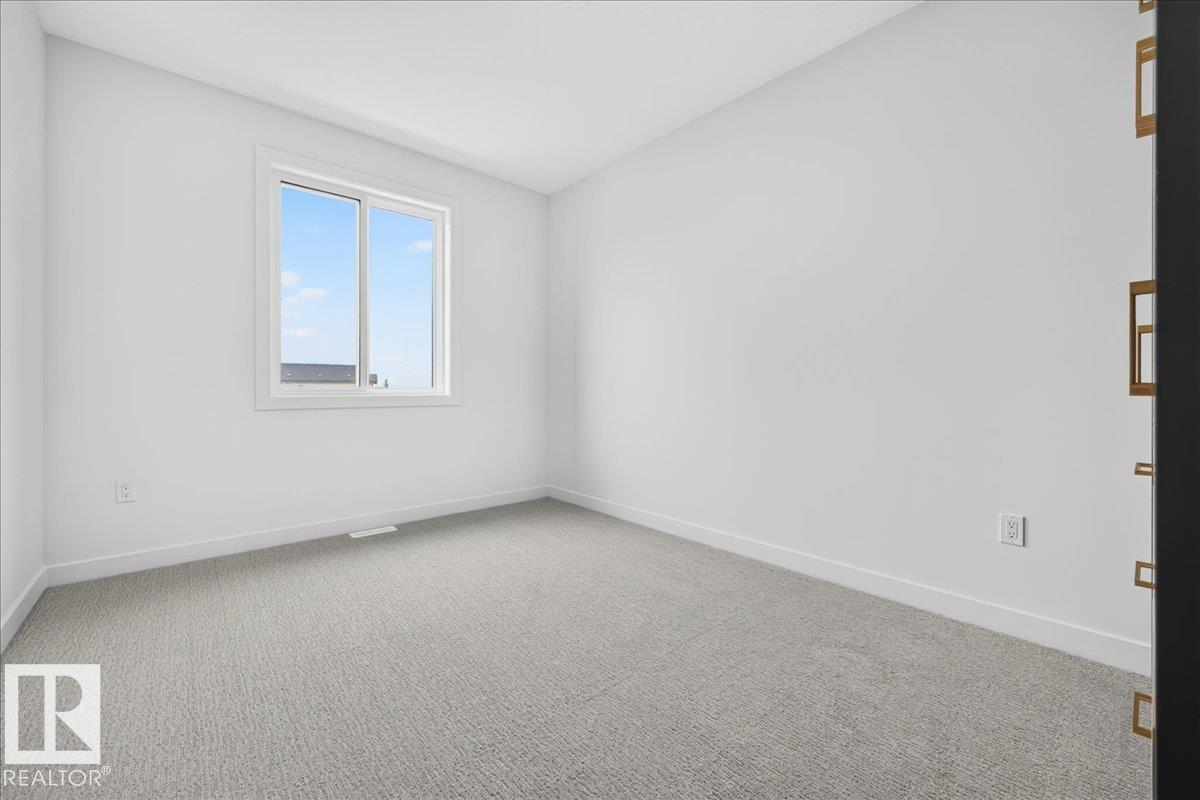 403 172 AV NW NW - 35