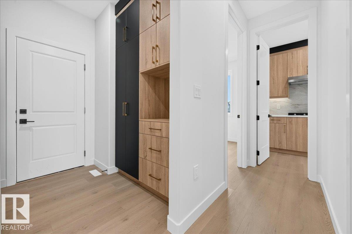 403 172 AV NW NW - 6