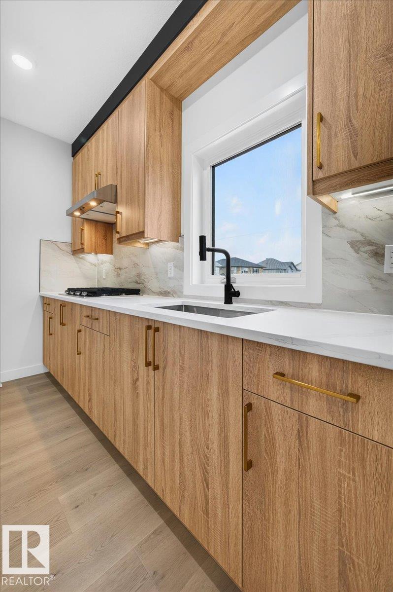 403 172 AV NW NW - 63