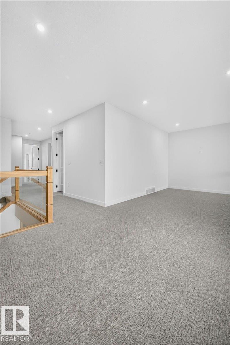 403 172 AV NW NW - 65