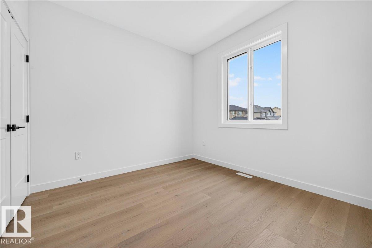 403 172 AV NW NW - 9