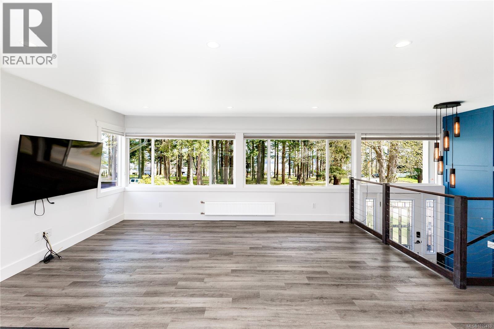 146 Coronation Cres - 16