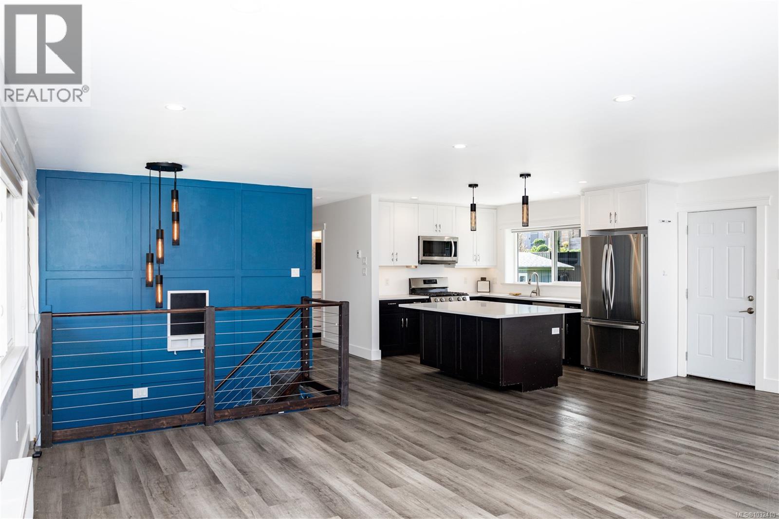 146 Coronation Cres - 7