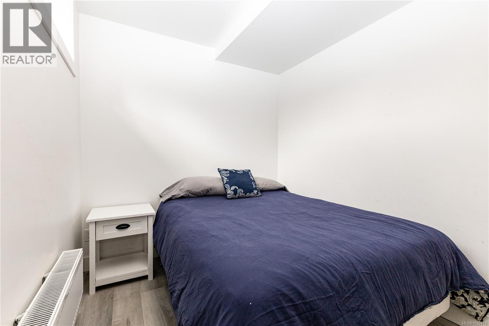 146 Coronation Cres - 44