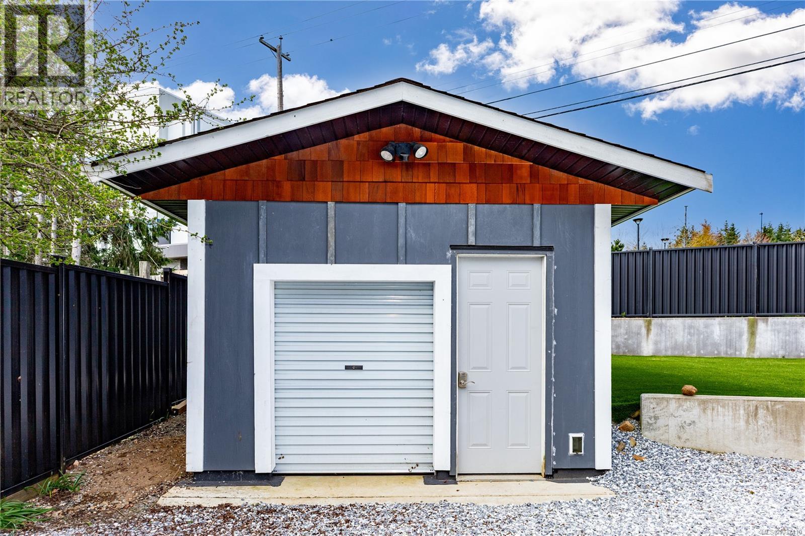 146 Coronation Cres - 4