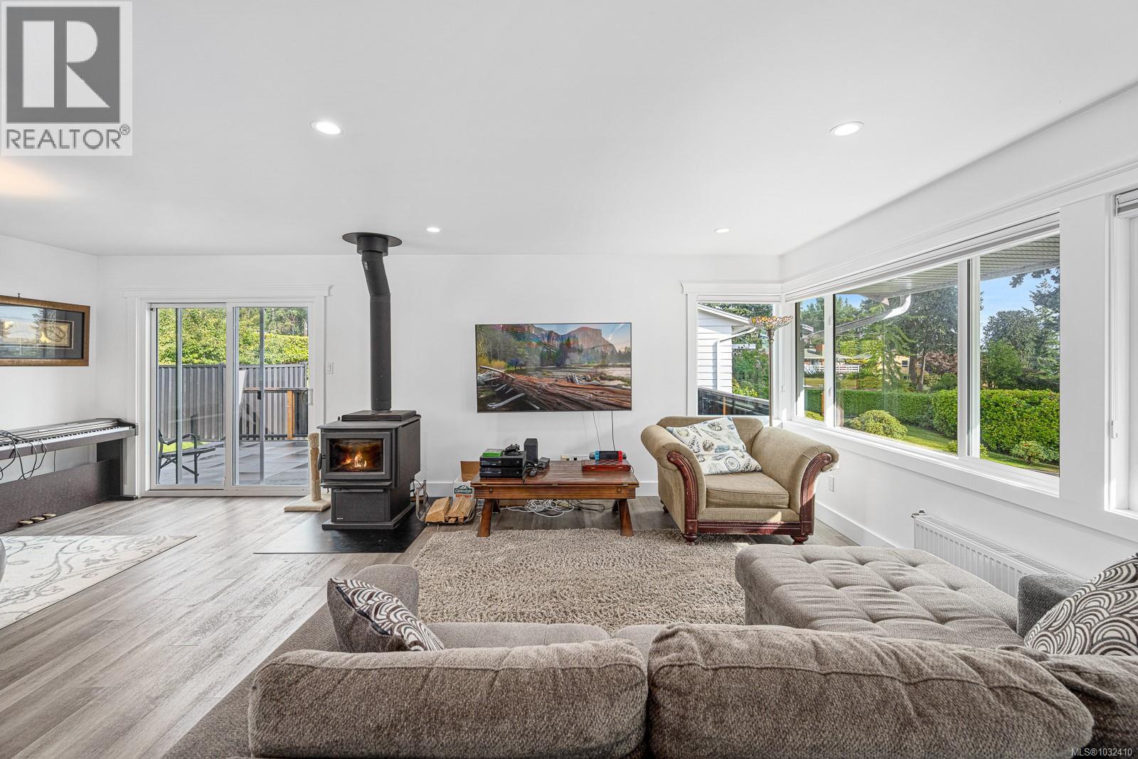 146 Coronation Cres - 80