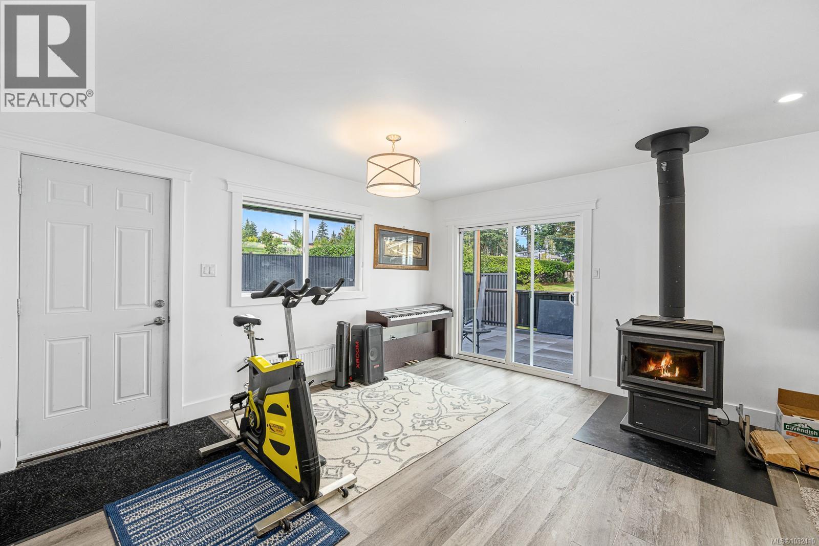 146 Coronation Cres - 83