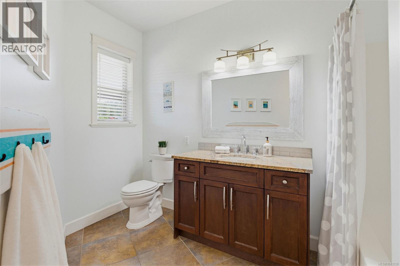 601 Sentinel Dr - 42