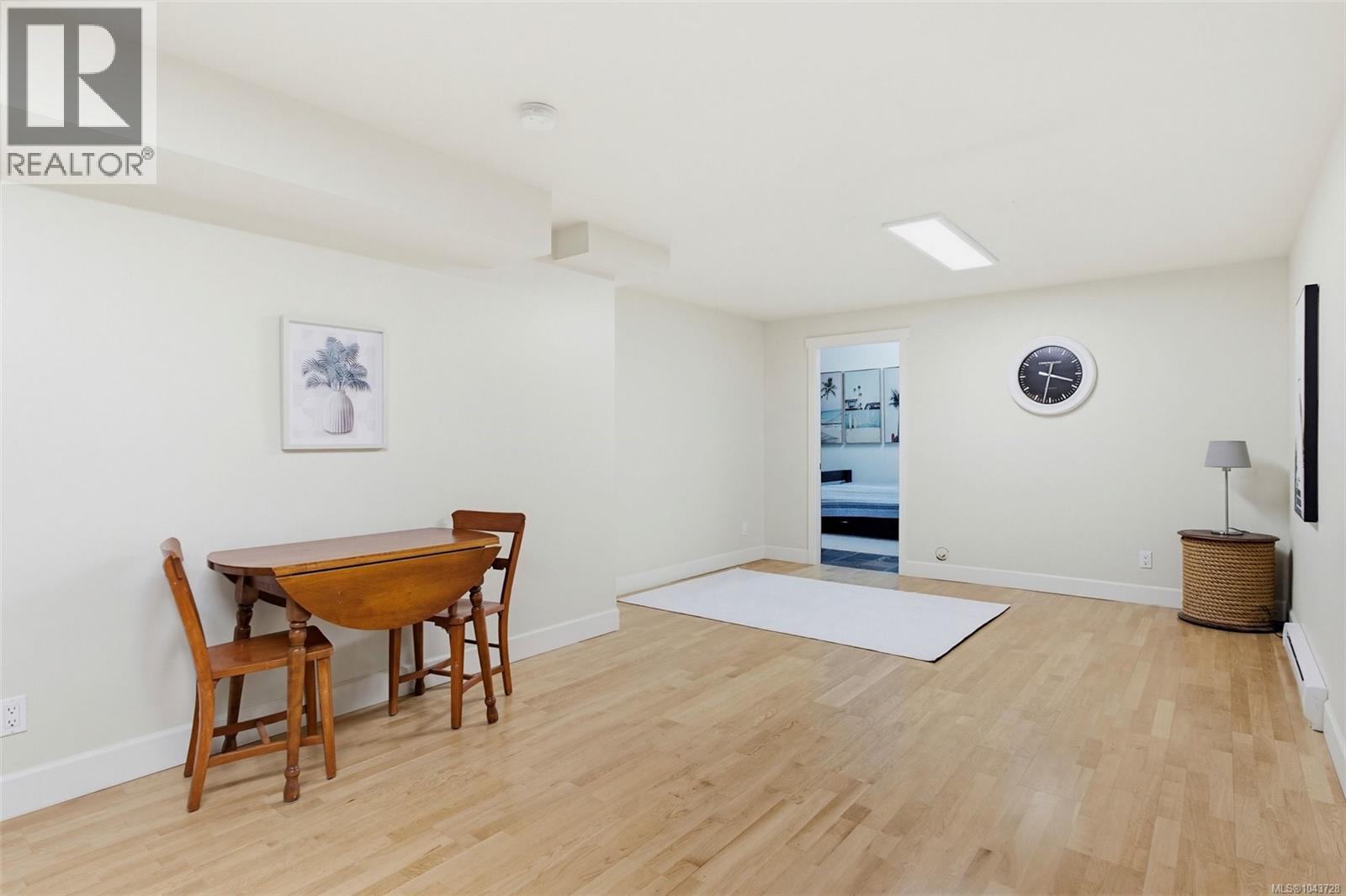 601 Sentinel Dr - 47