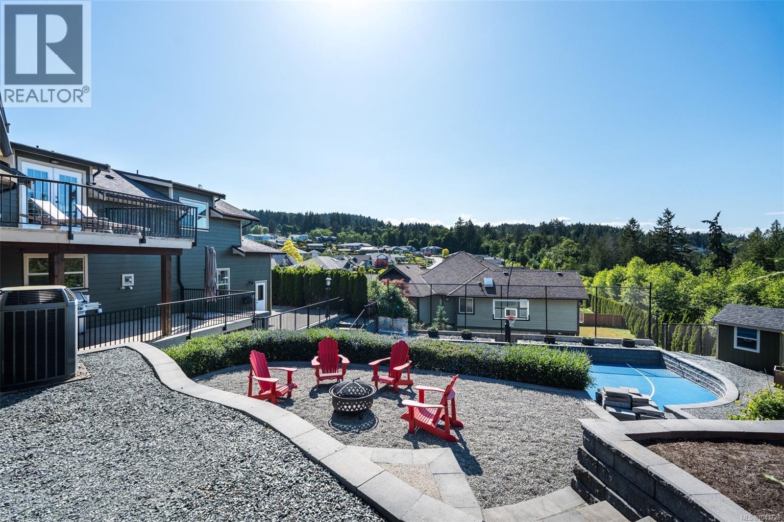 601 Sentinel Dr - 56