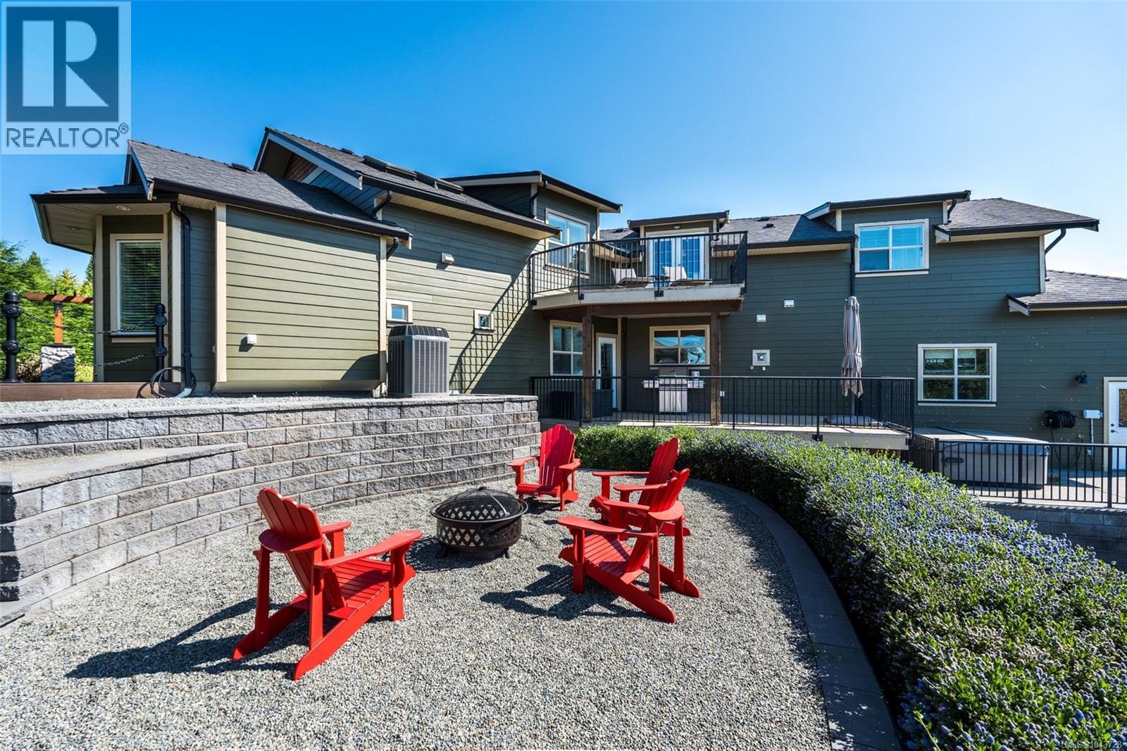 601 Sentinel Dr - 57