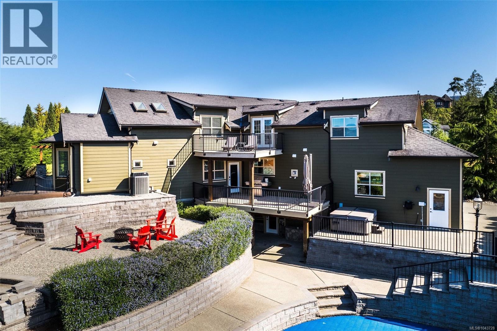 601 Sentinel Dr - 81