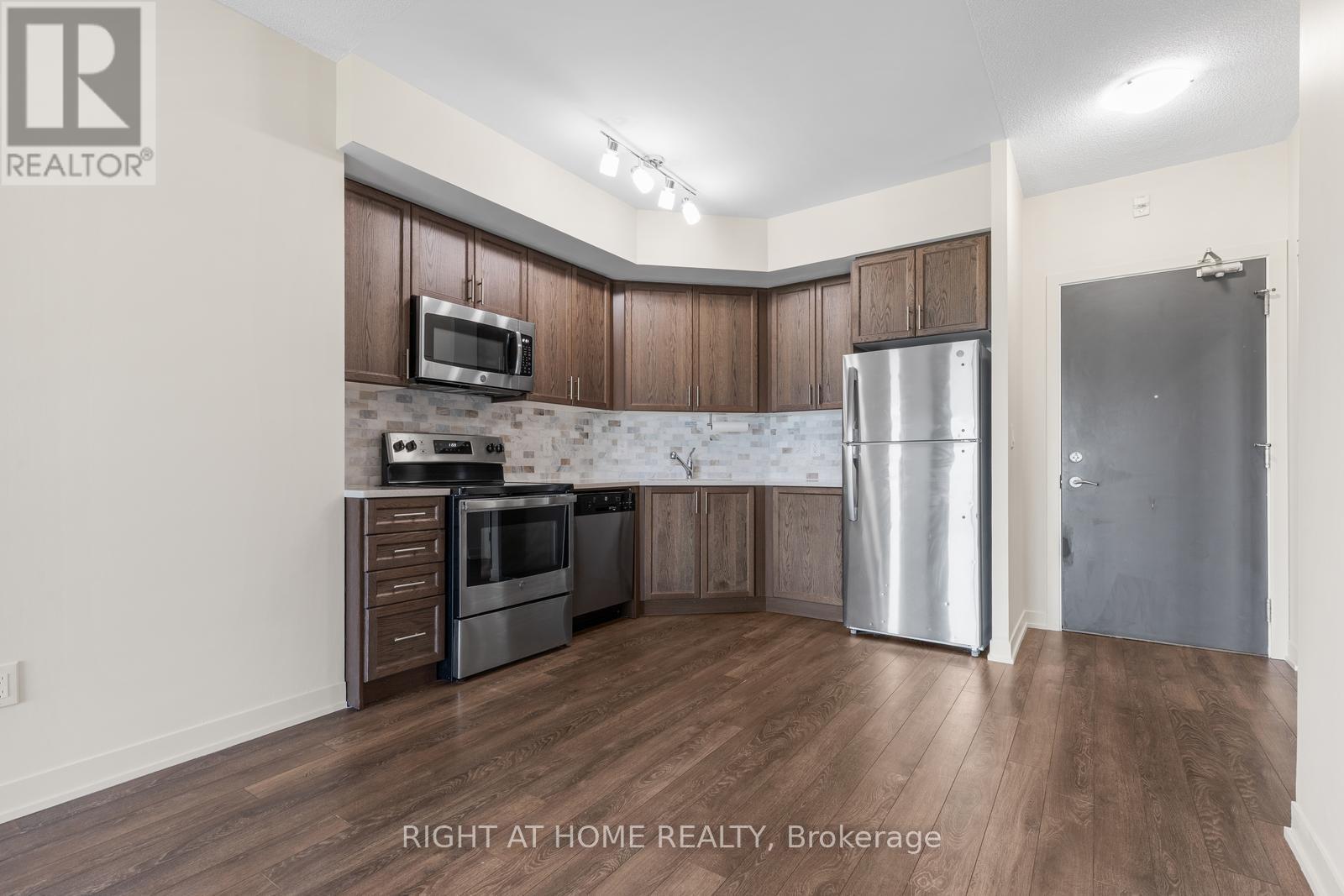 #319 550 NORTH SERVICE ROAD - 6