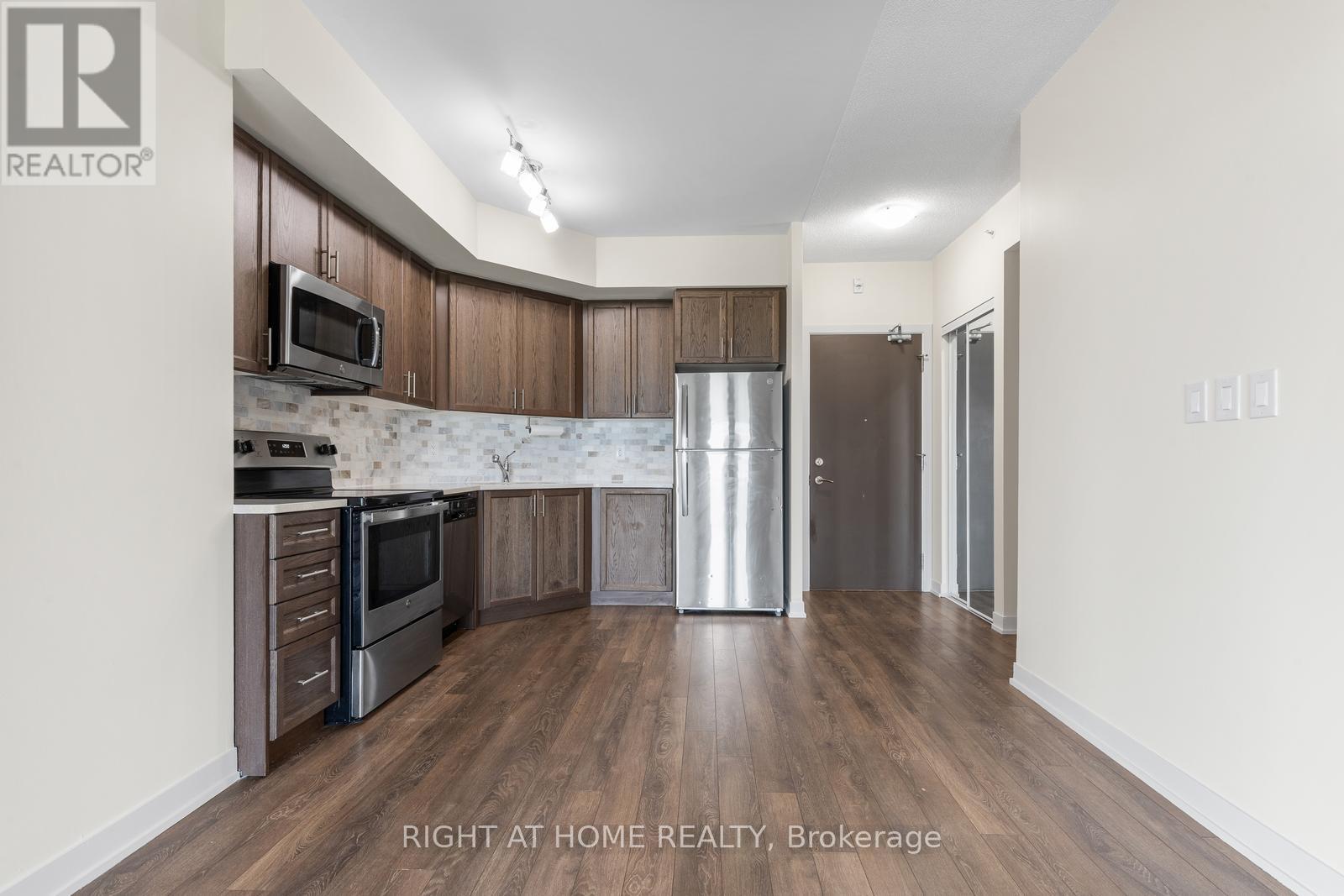 #319 550 NORTH SERVICE ROAD - 8