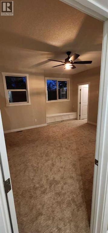 5518 52 Street - 8