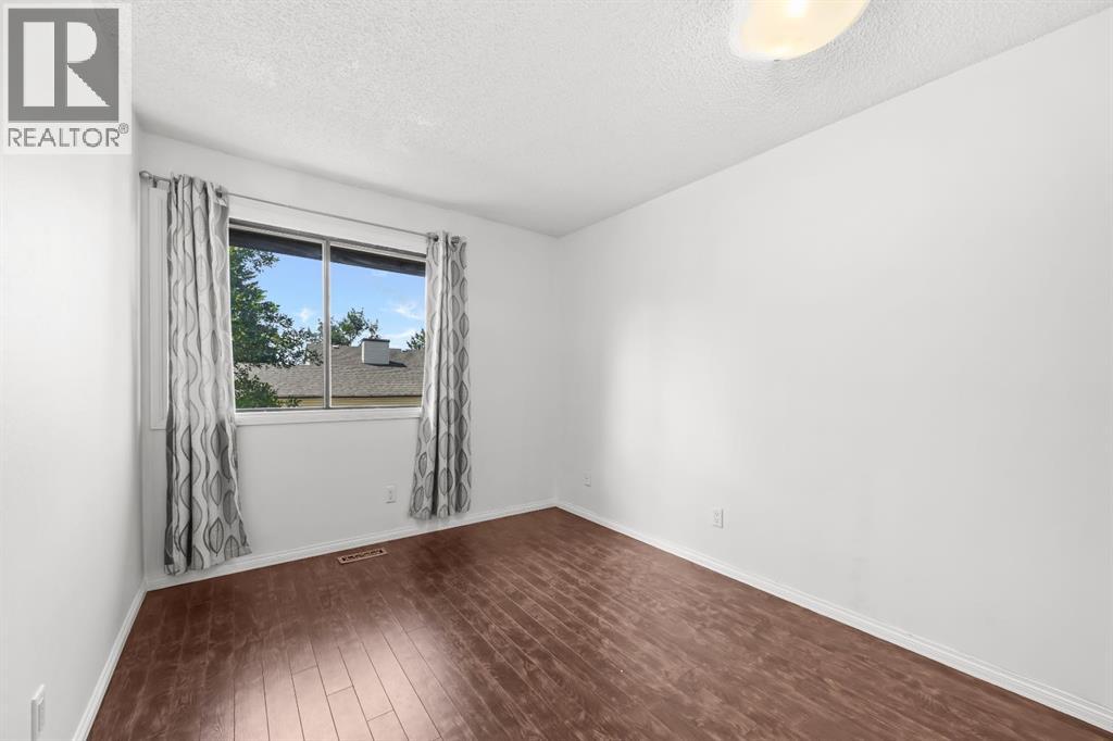 28 Templegreen Bay NE - Image 14