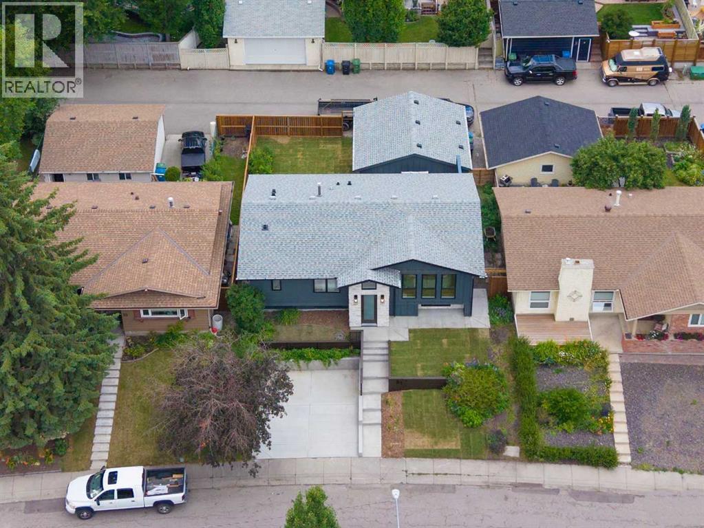 31 Midvalley Road SE - 49