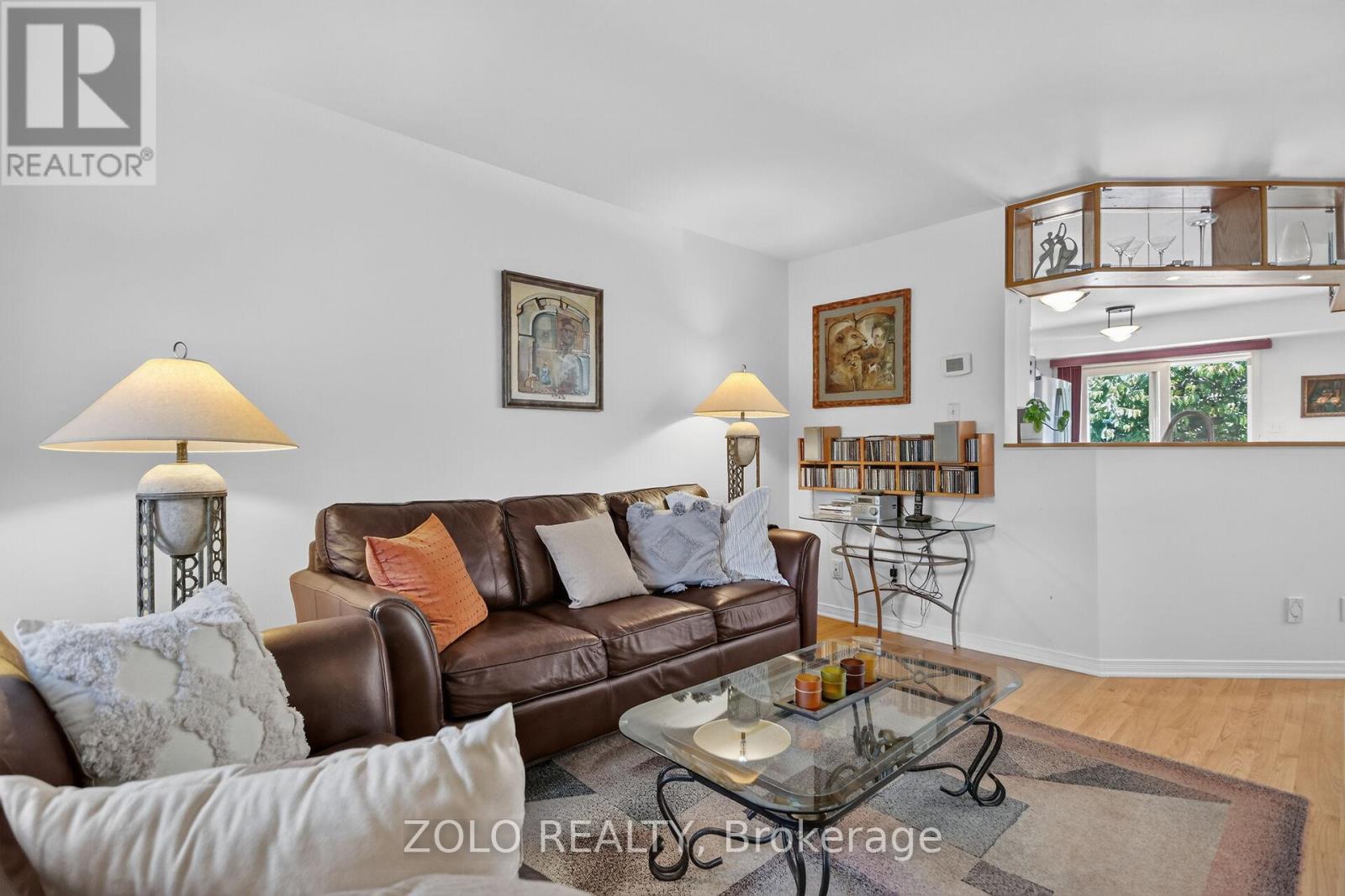38 CENTRAL PARK DRIVE - 13