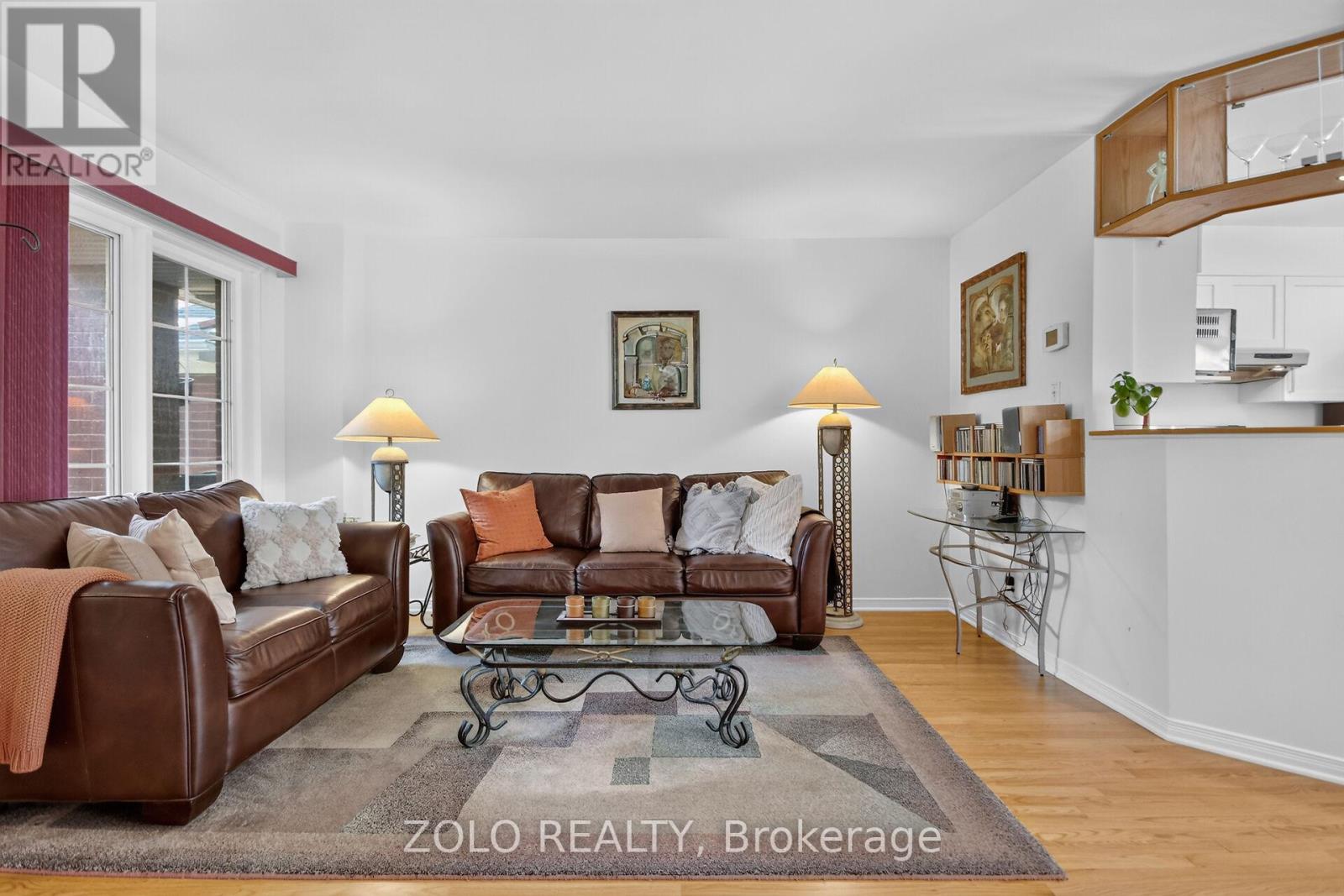 38 CENTRAL PARK DRIVE - 17