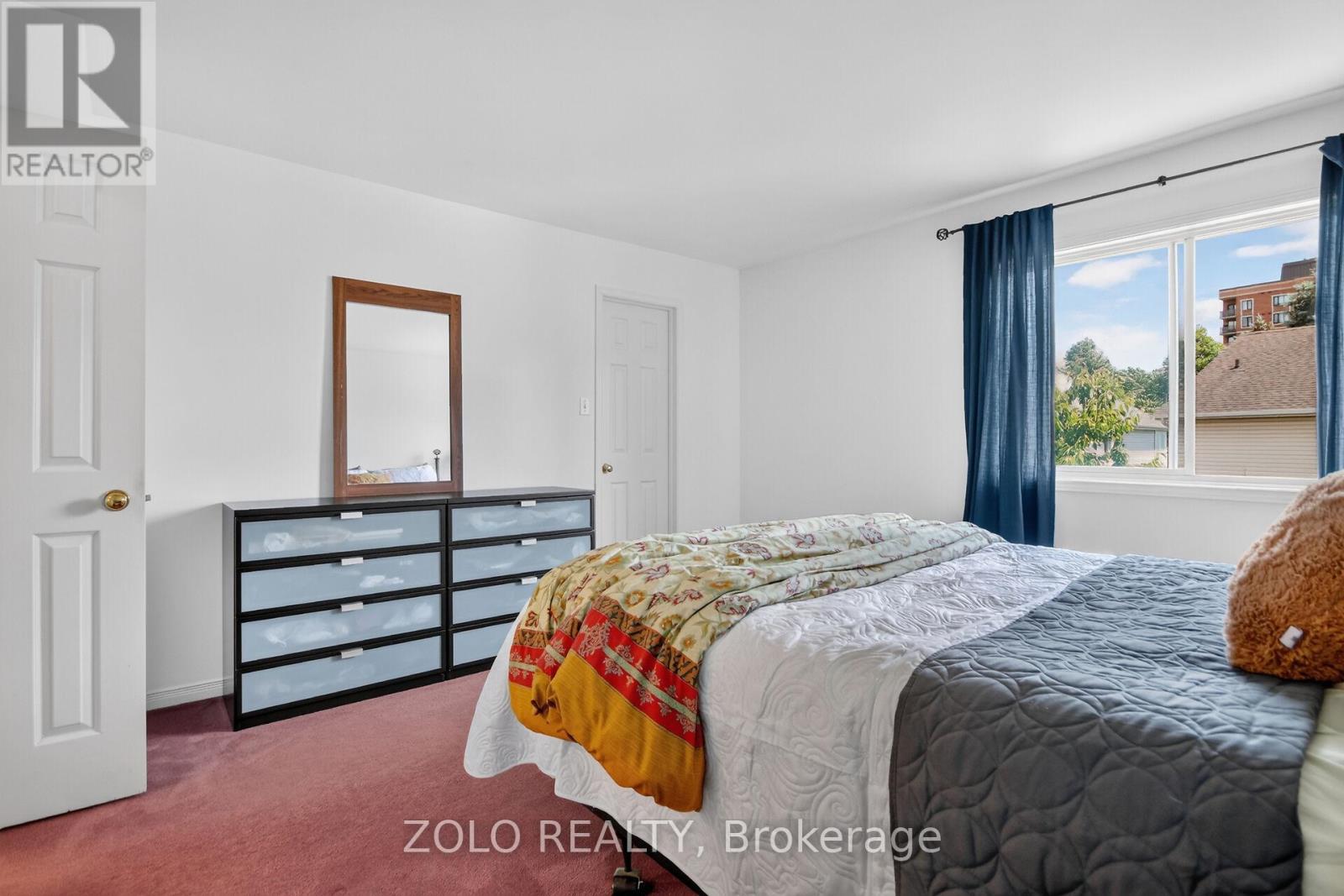38 CENTRAL PARK DRIVE - 31