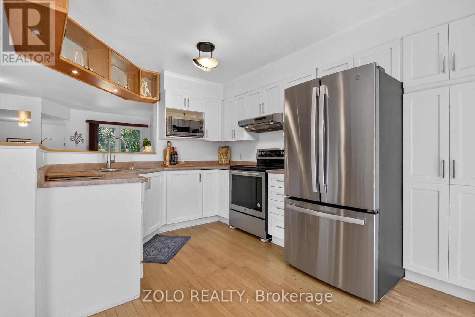 38 CENTRAL PARK DRIVE - 9