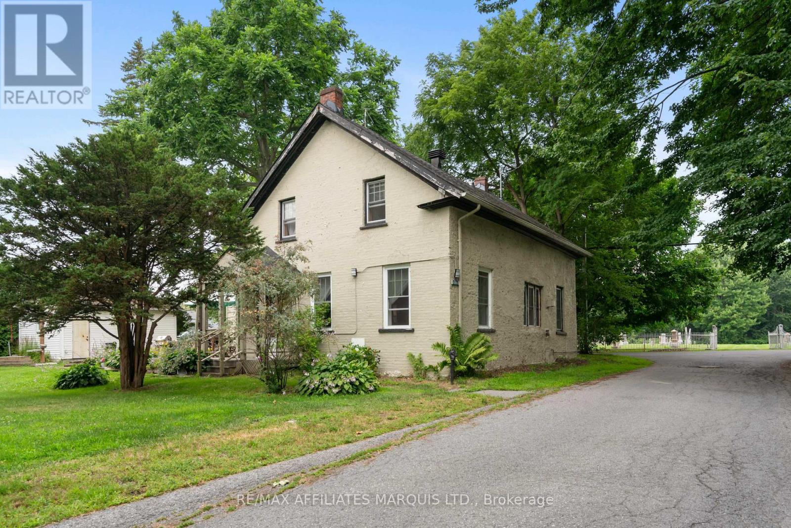 6368 KING STREET - 1