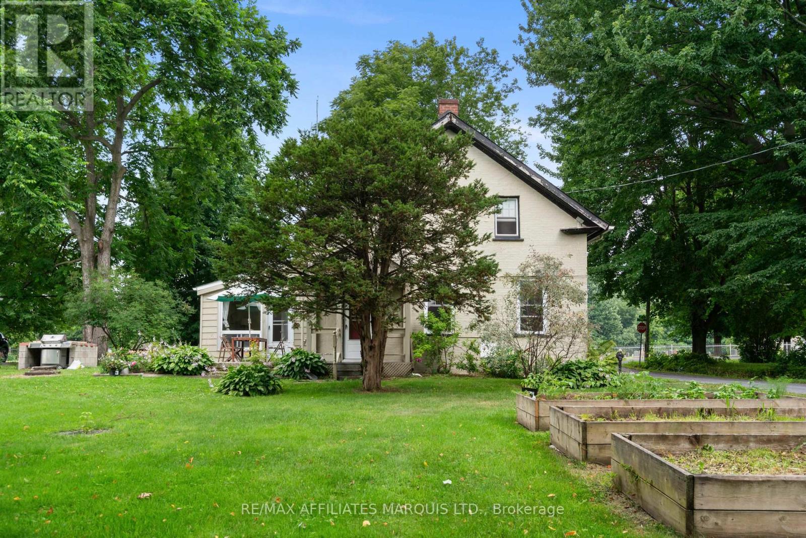 6368 KING STREET - 2
