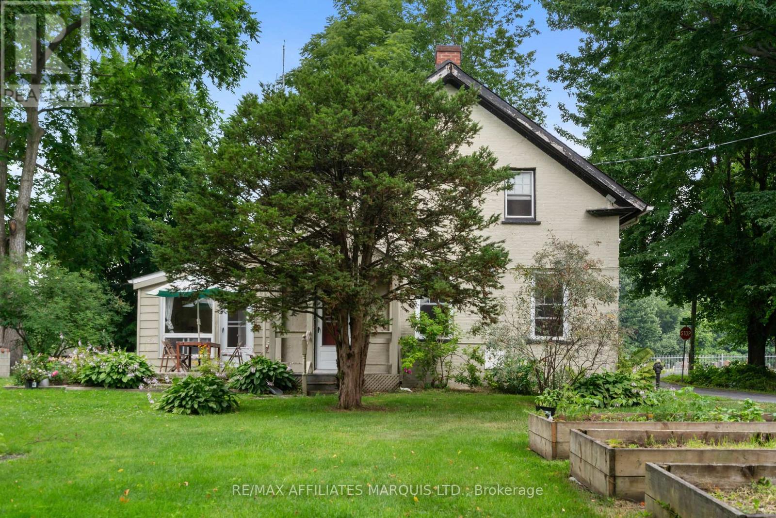 6368 KING STREET - 3