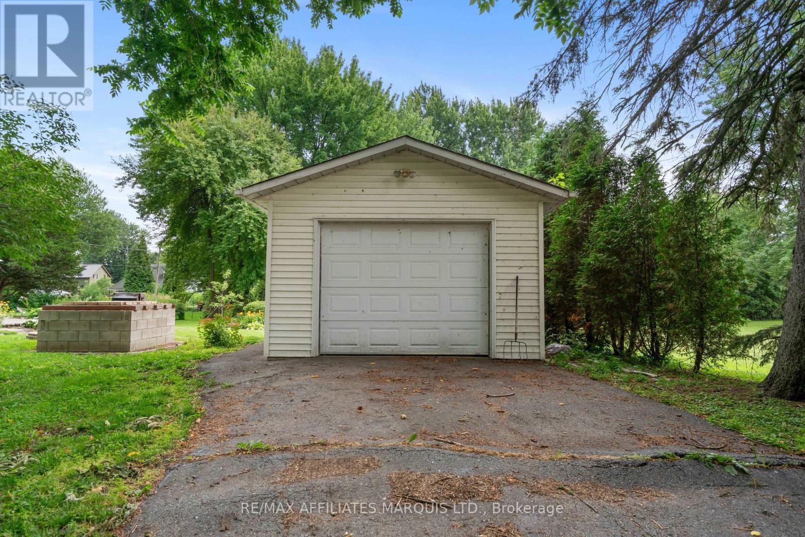 6368 KING STREET - 31