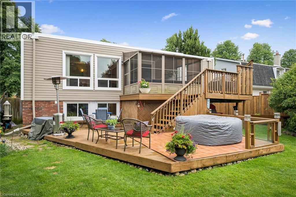 88 MANOR Drive - 40