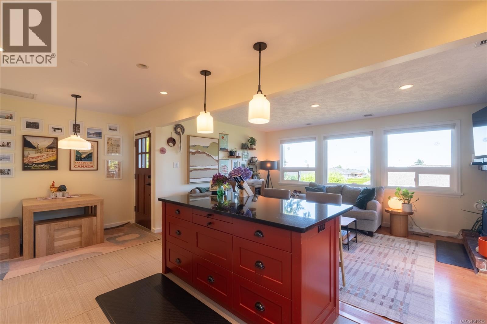 6371 Conconi Pl - 11