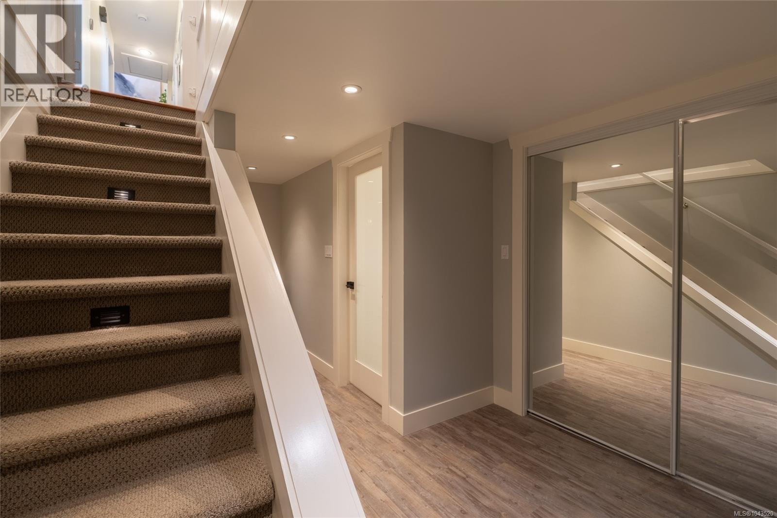 6371 Conconi Pl - 30