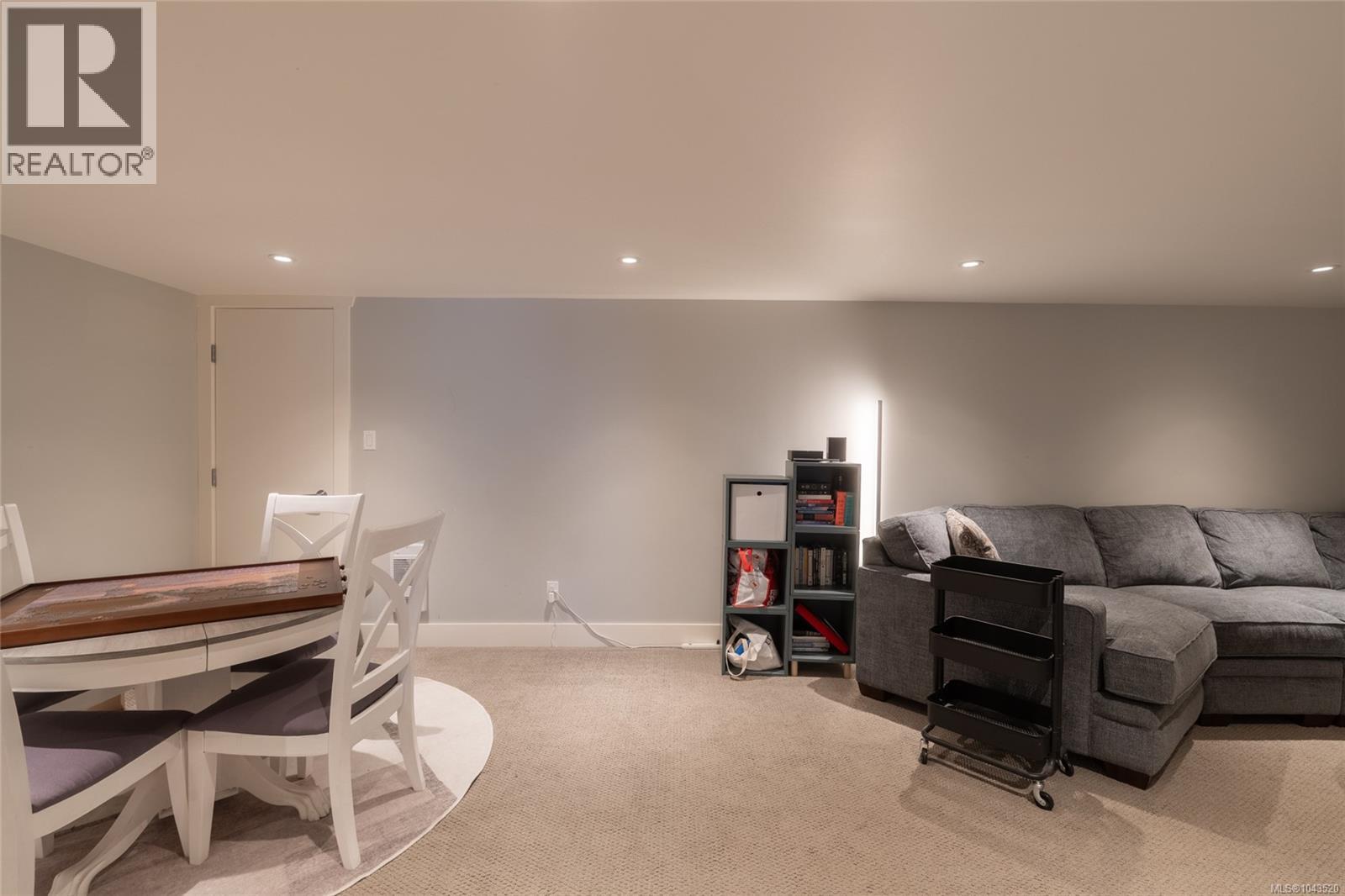 6371 Conconi Pl - 33