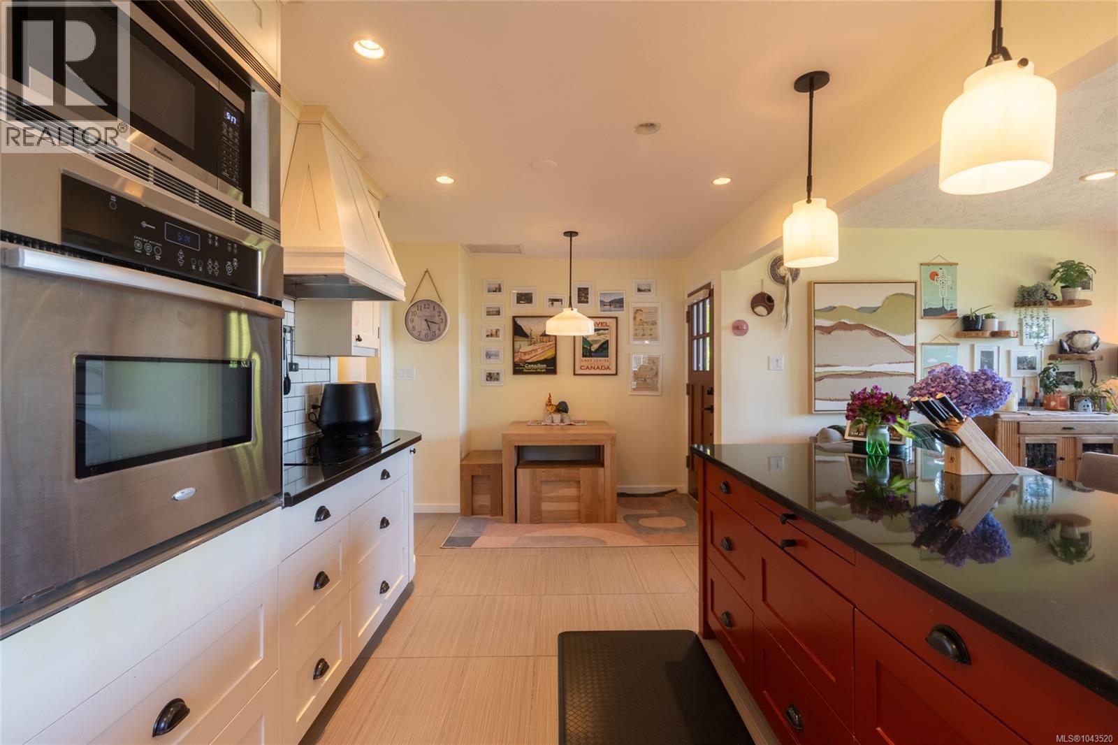 6371 Conconi Pl - 9