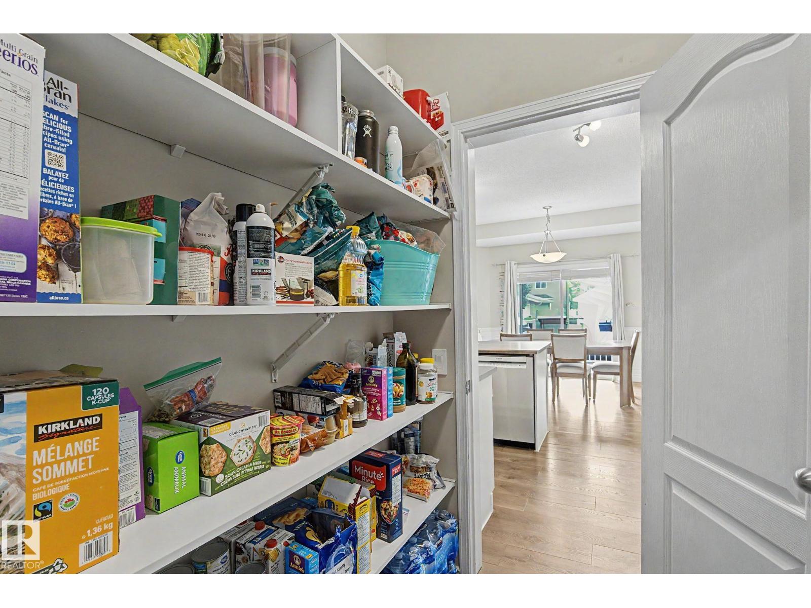 5632 201 St NW - 20