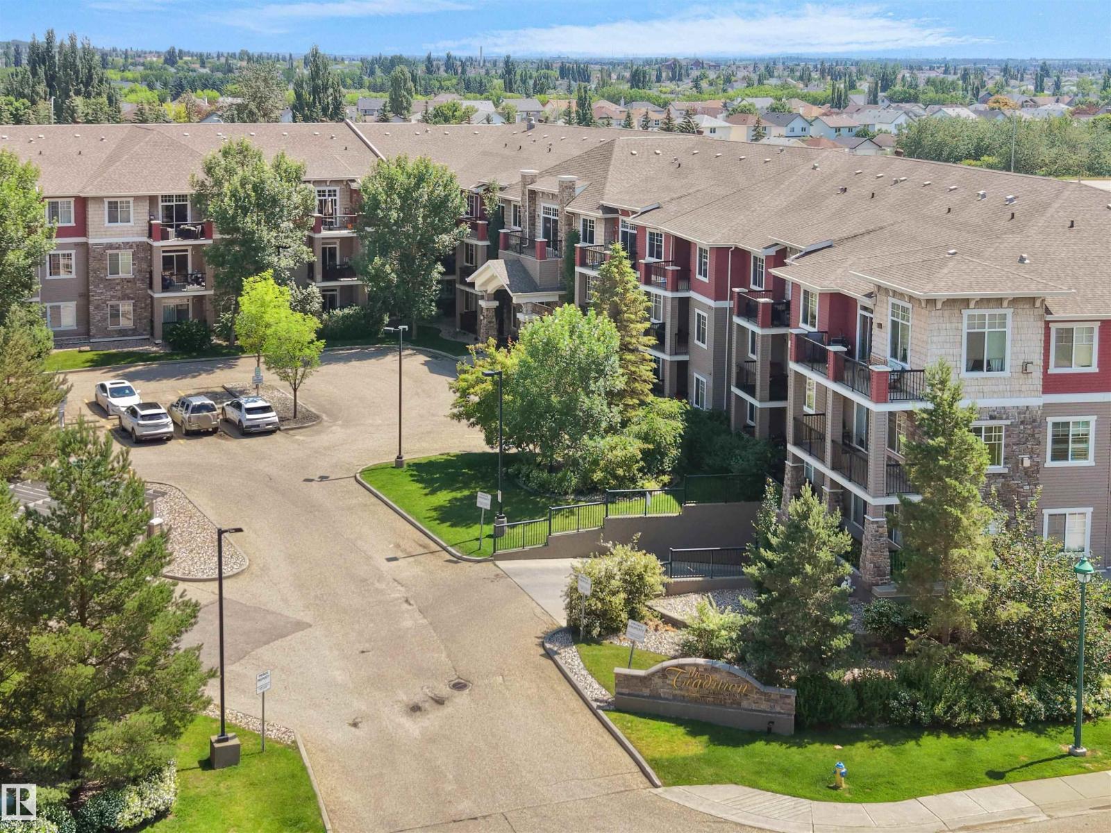 #241 2503 Hanna Cres NW - 35