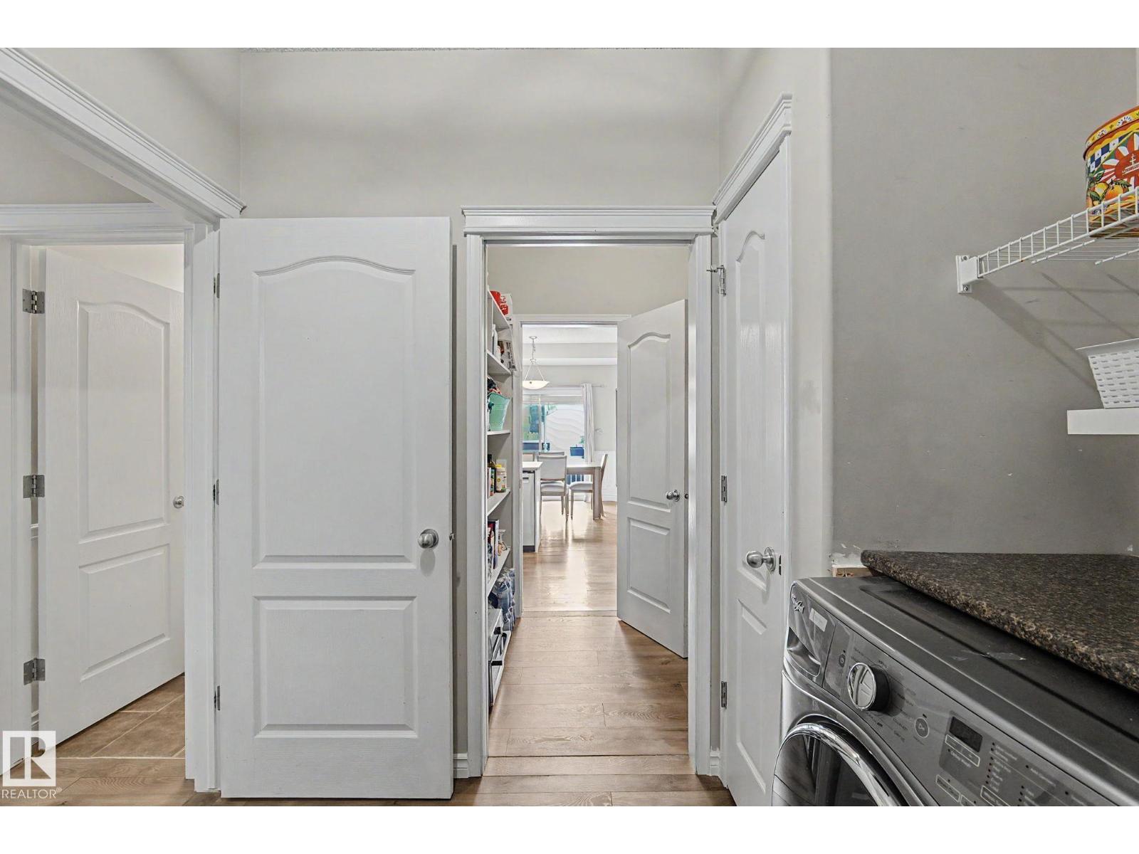 5632 201 St NW - 26