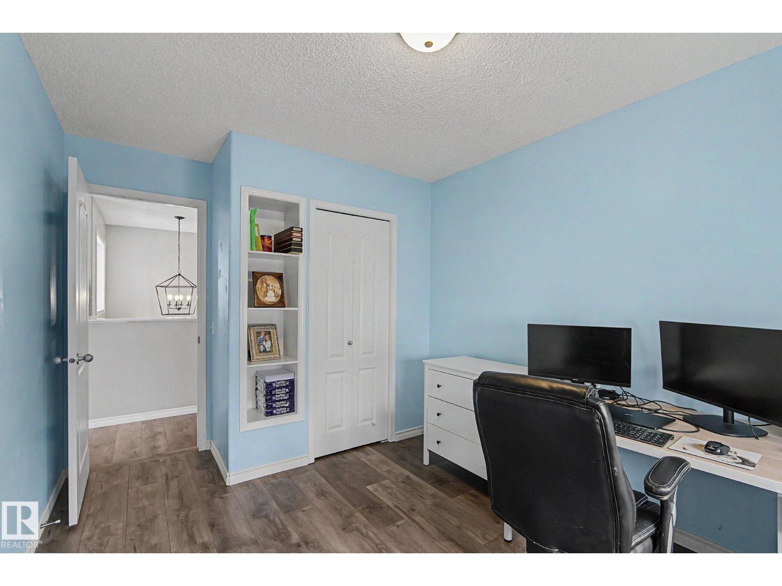 5632 201 St NW - 45