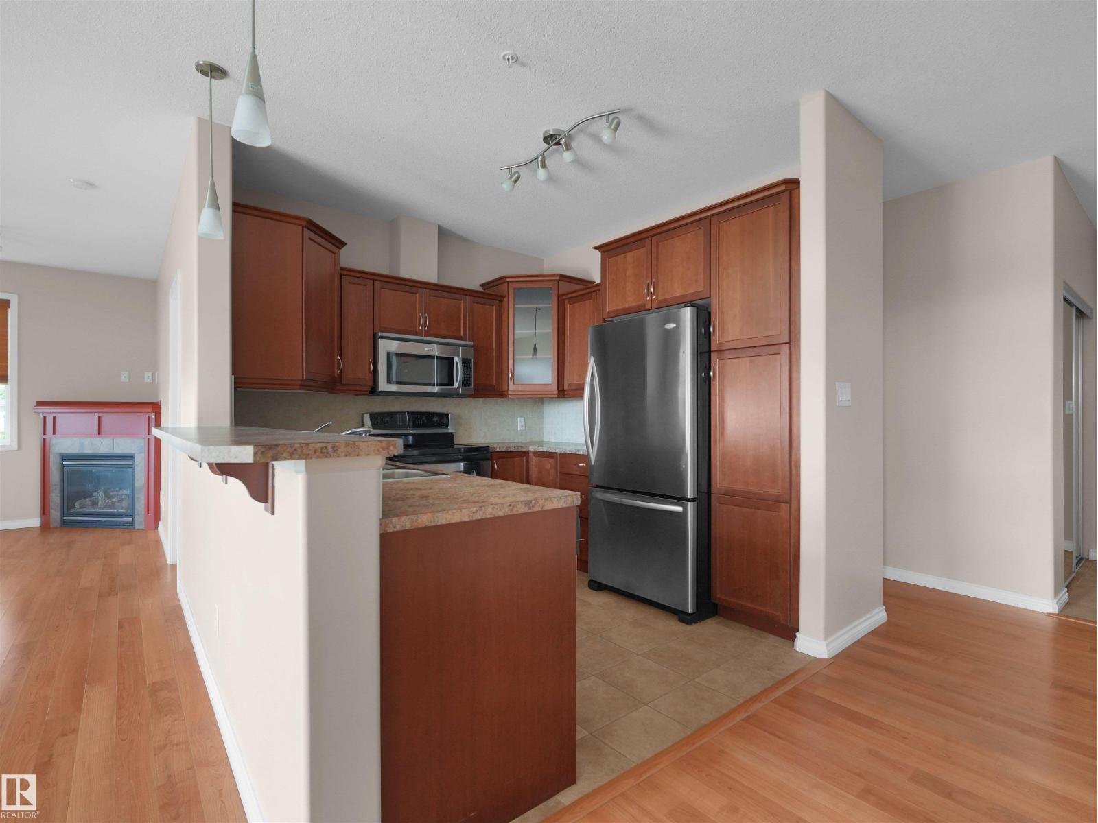 #241 2503 Hanna Cres NW - 14
