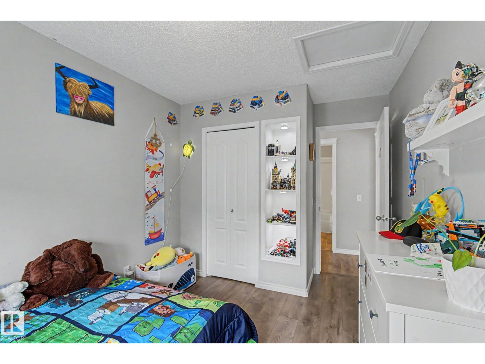 5632 201 St NW - 51