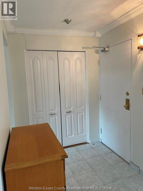 #E422 9099 RIVERSIDE DRIVE East - 10